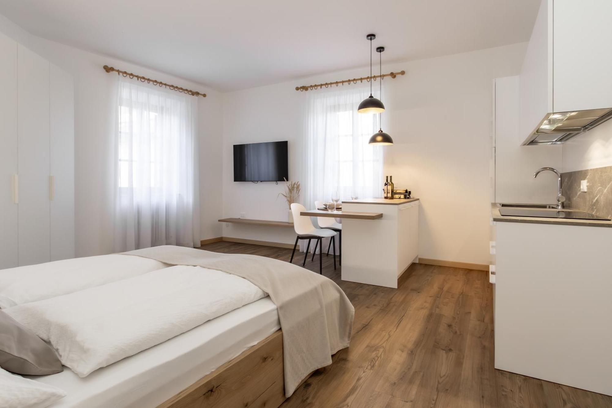 Ansitz Von Wohlgemuth Appartement Salorno Buitenkant foto
