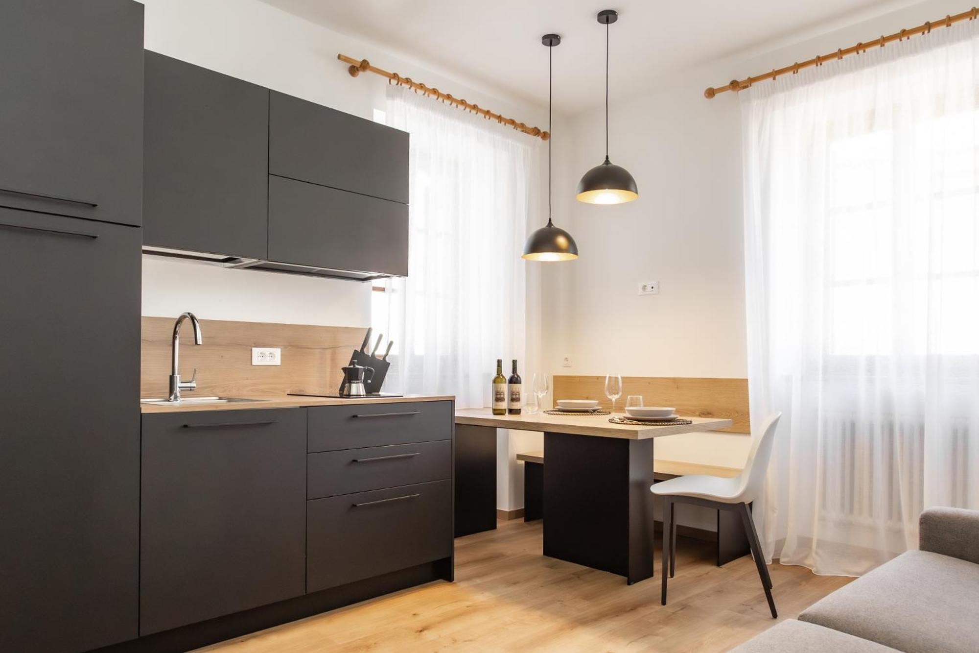 Ansitz Von Wohlgemuth Appartement Salorno Buitenkant foto