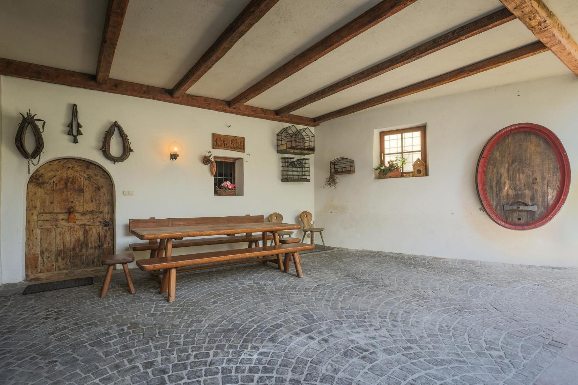 Ansitz Von Wohlgemuth Appartement Salorno Buitenkant foto