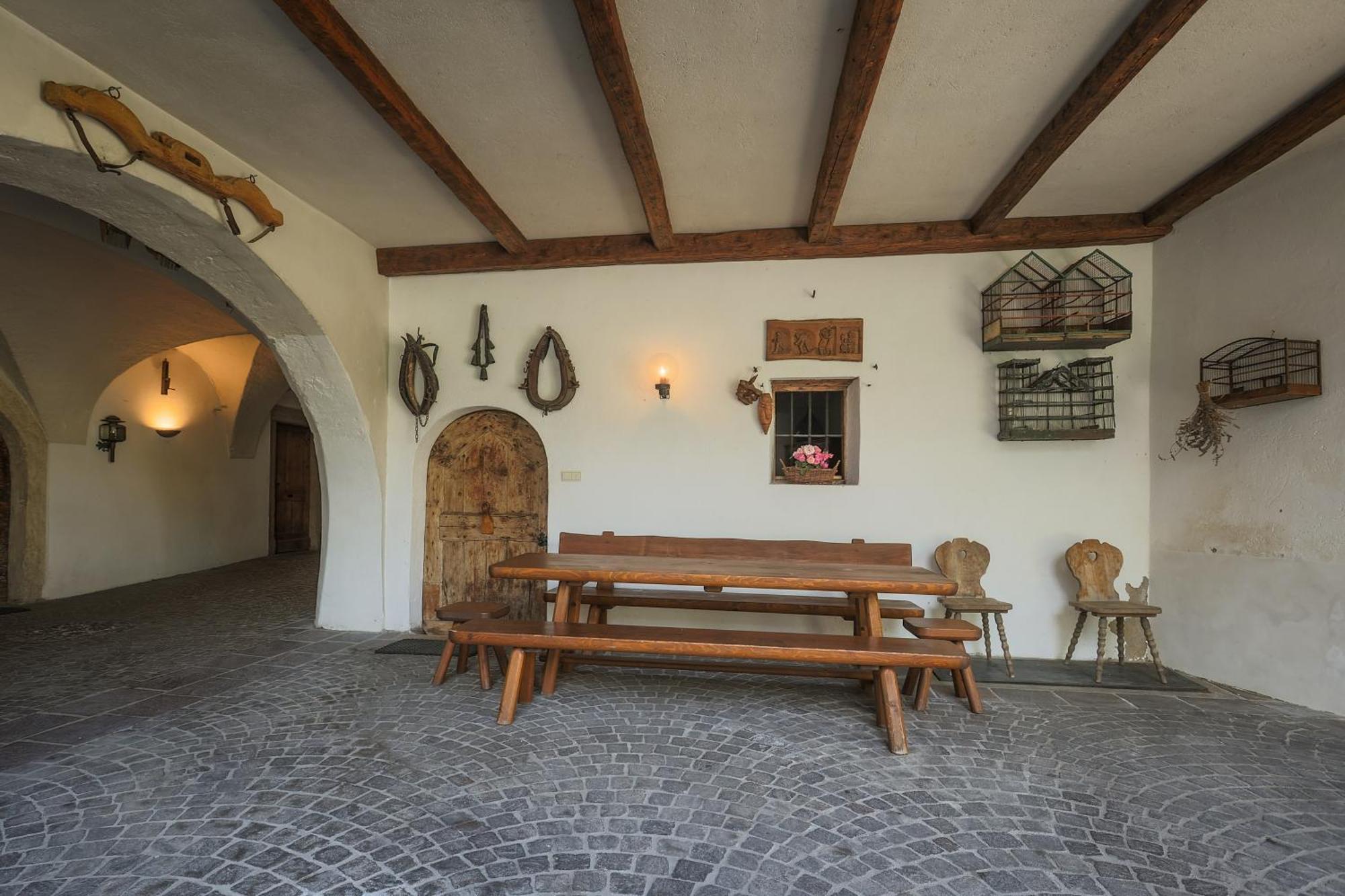 Ansitz Von Wohlgemuth Appartement Salorno Buitenkant foto