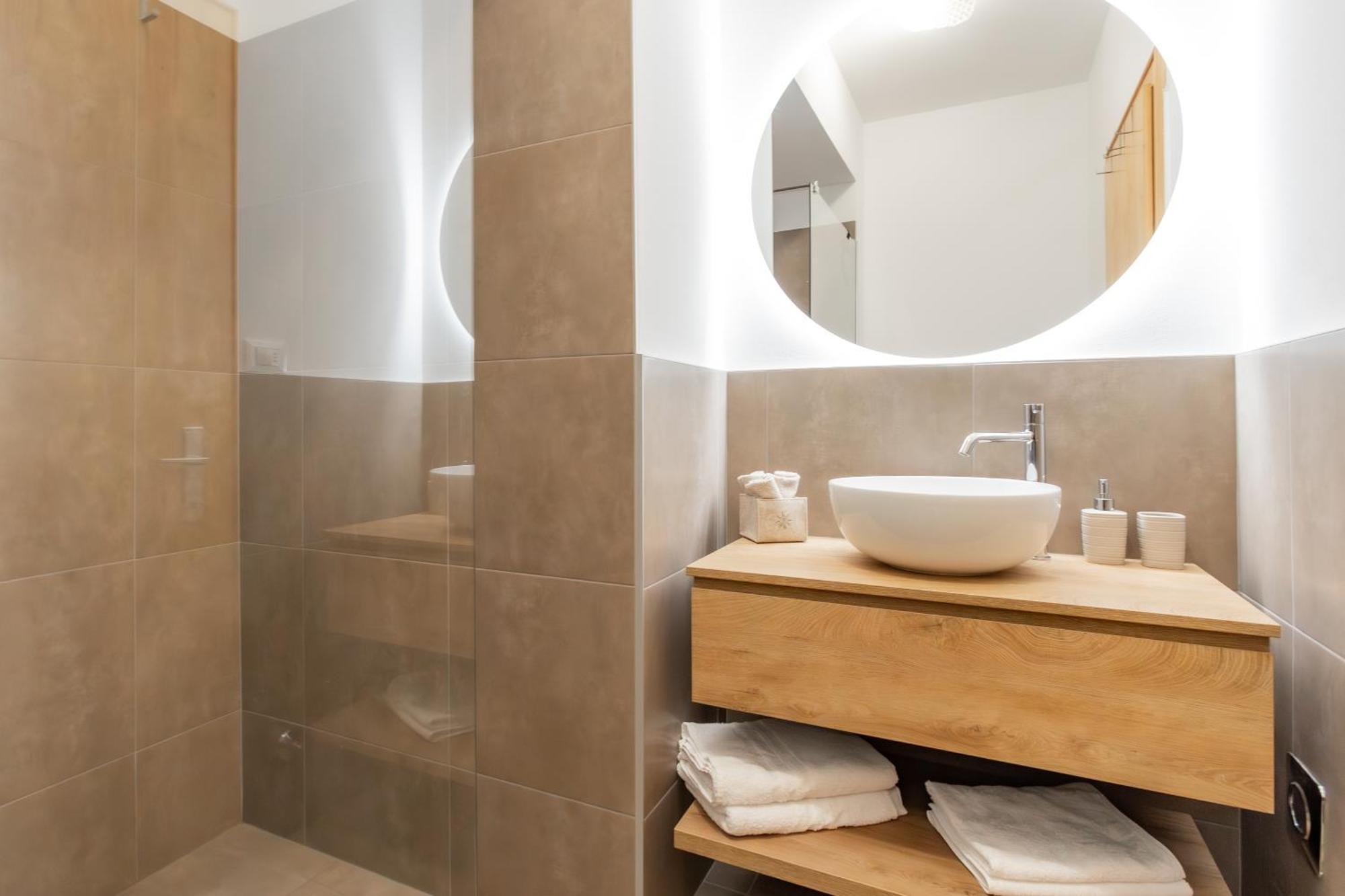Ansitz Von Wohlgemuth Appartement Salorno Buitenkant foto